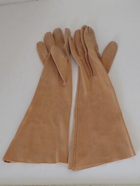 Vintage 50's Elephant Evening Gloves